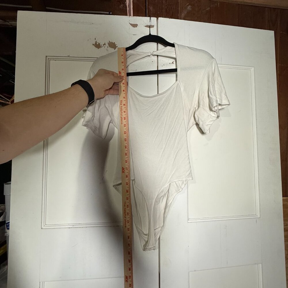 Abercrombie & Fitch White Bodysuit Round Neck Soft A&F Drapey Size Large - Picture 3 of 8